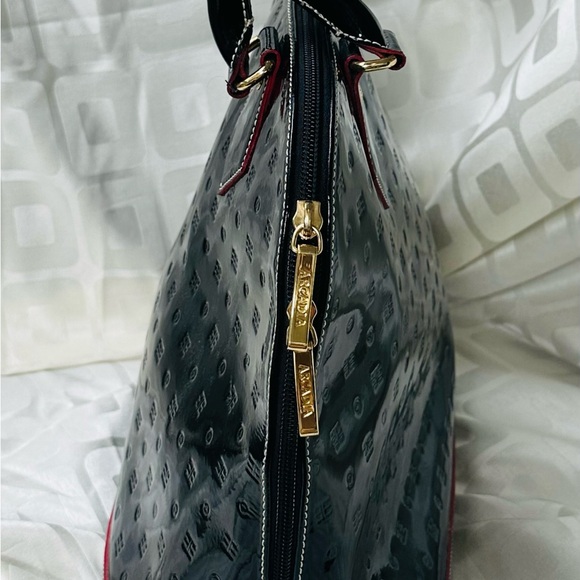 Arcadia Black Patent Purse - Picture 4 of 10